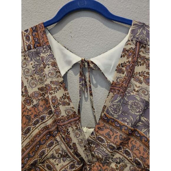 Julia Jordan Paisley Print Dress M Multicolor V-Neck Open Back Short - Picture 4 of 8